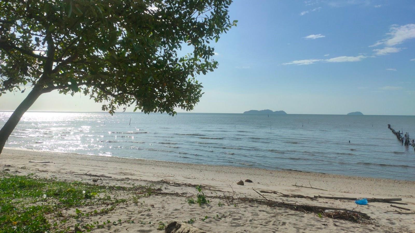 Sandee Pantai Singkir Laut
