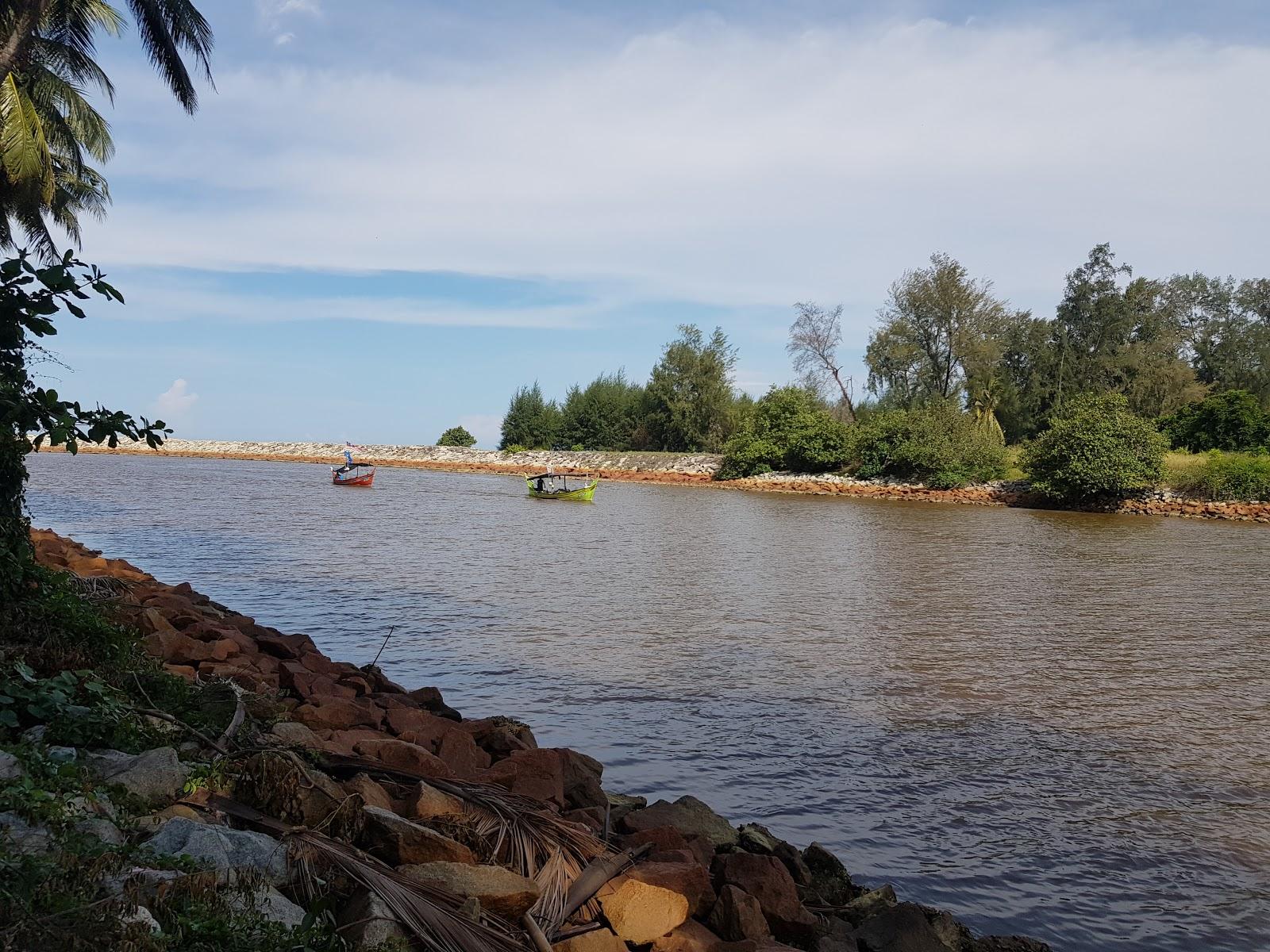 Sandee Pantai Kemayang