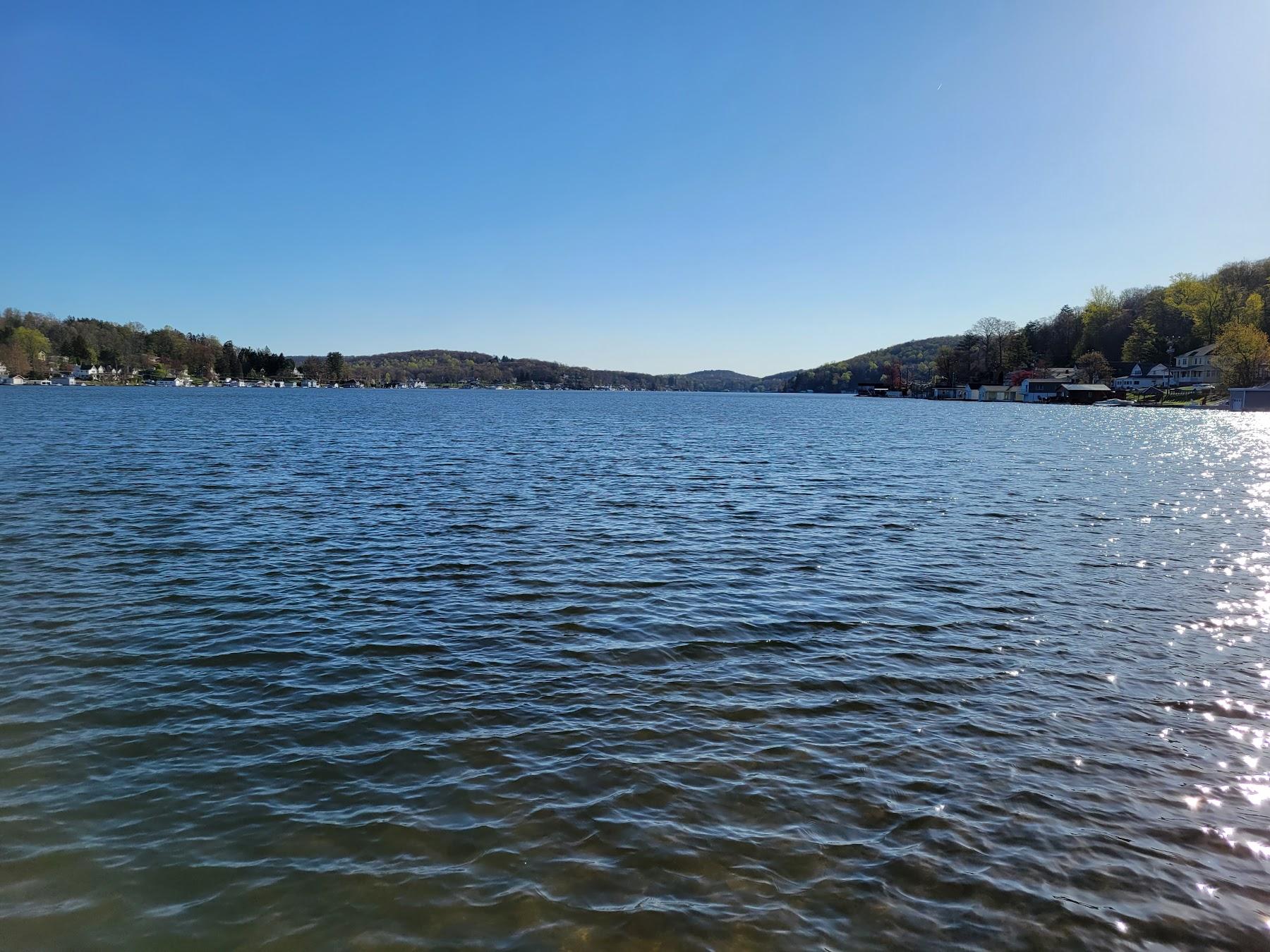 Sandee Harveys Lake Photo