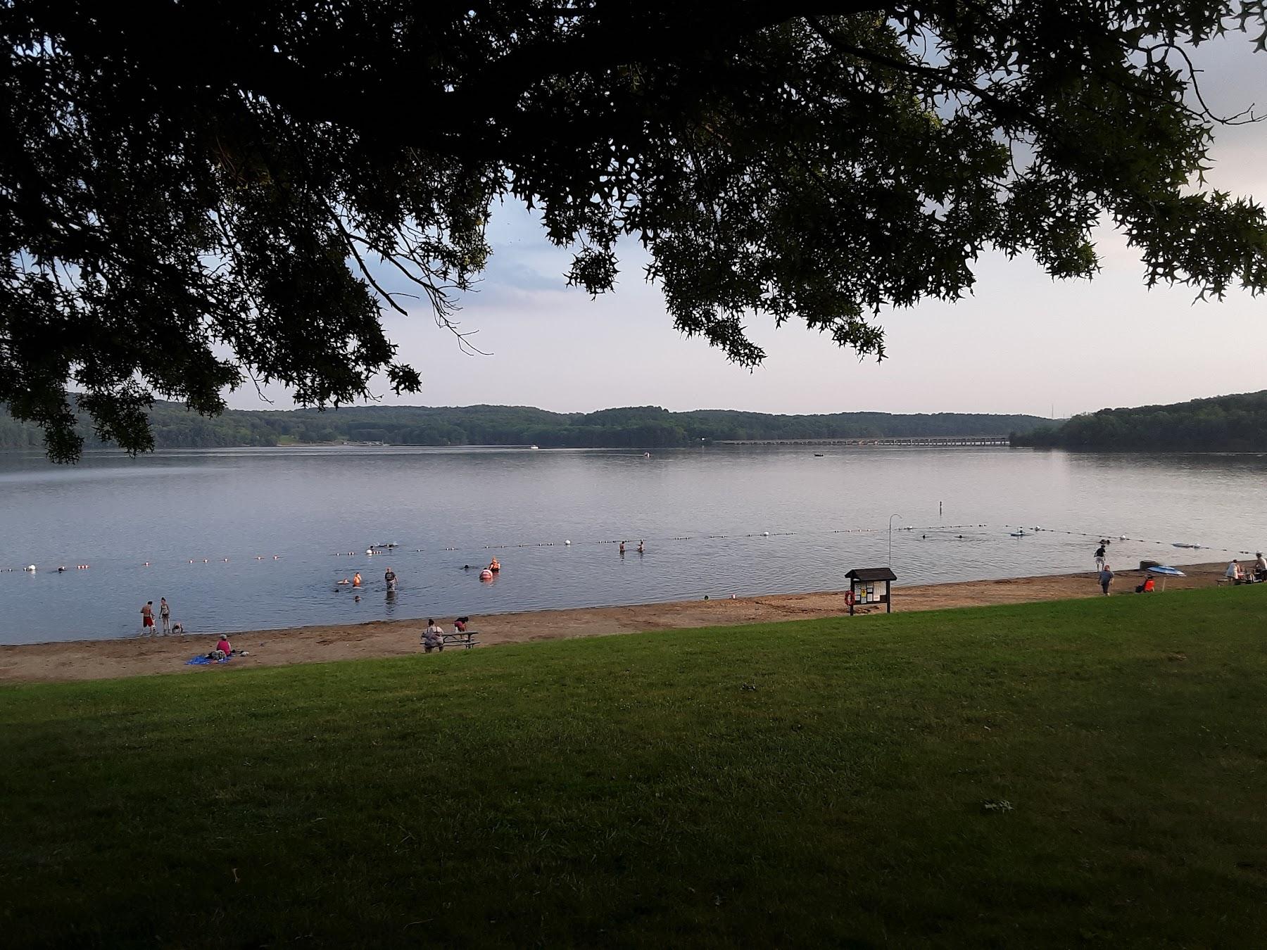 Sandee Lakeview Beach Photo