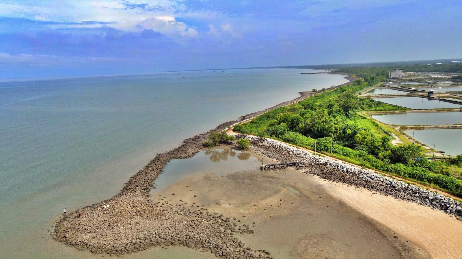 Sandee Pantai Sekendi