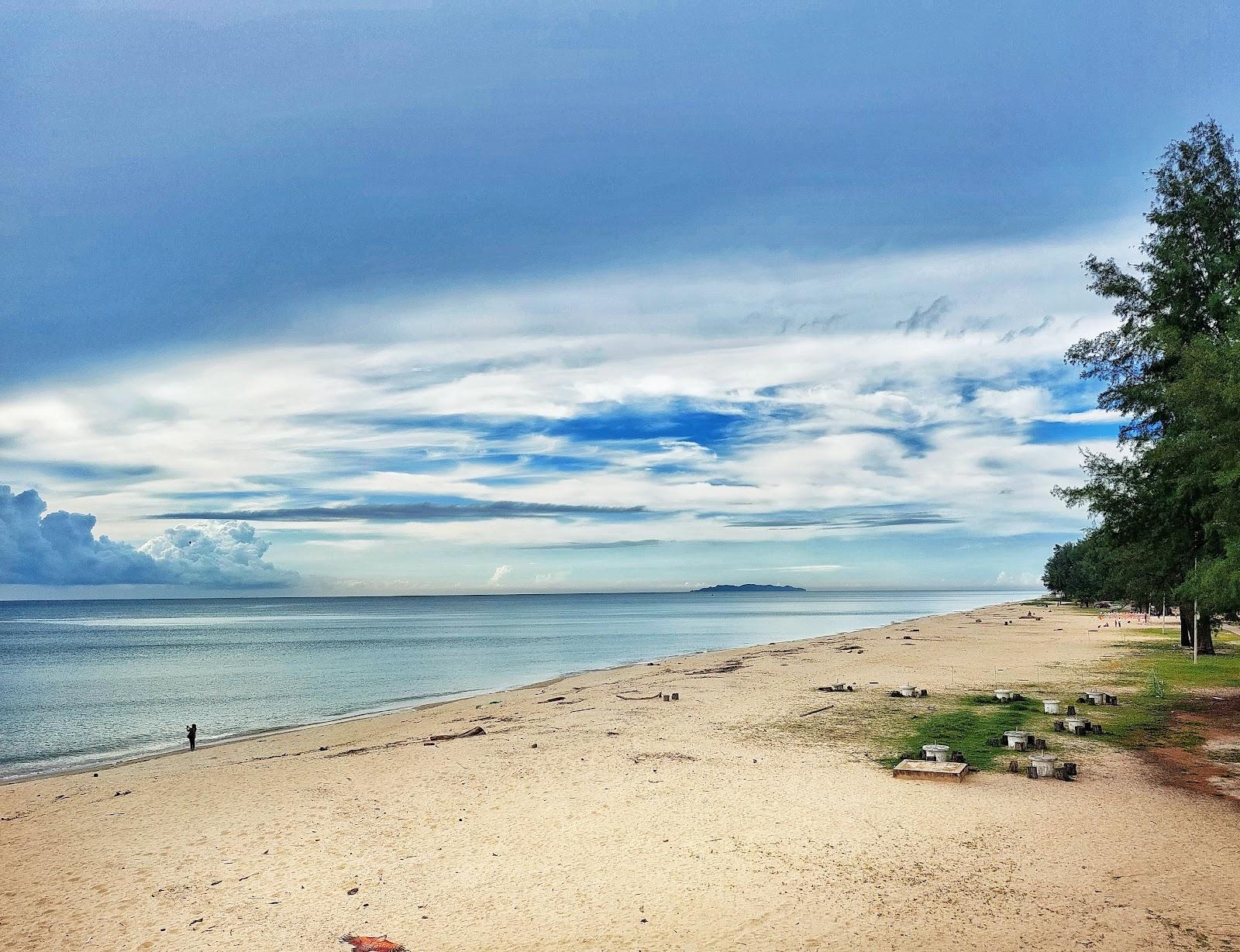 Sandee Pantai Batu Buruk