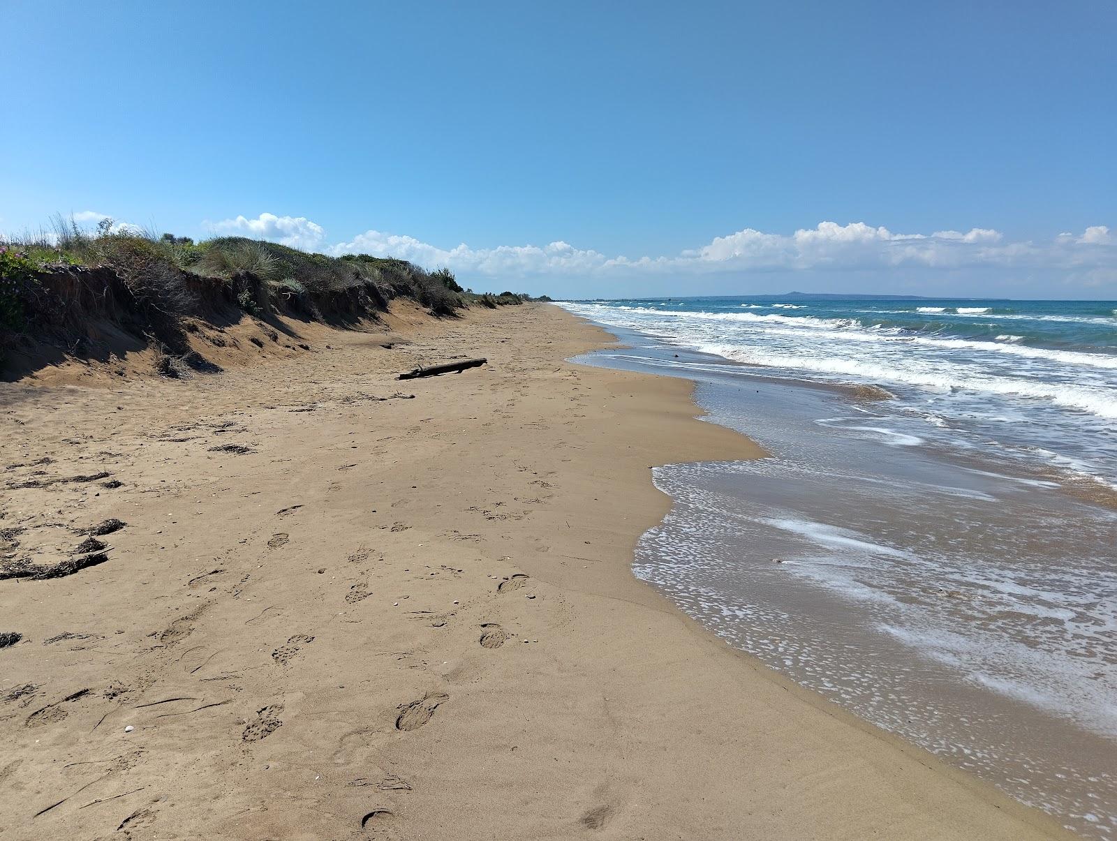Sandee Manolada Beach