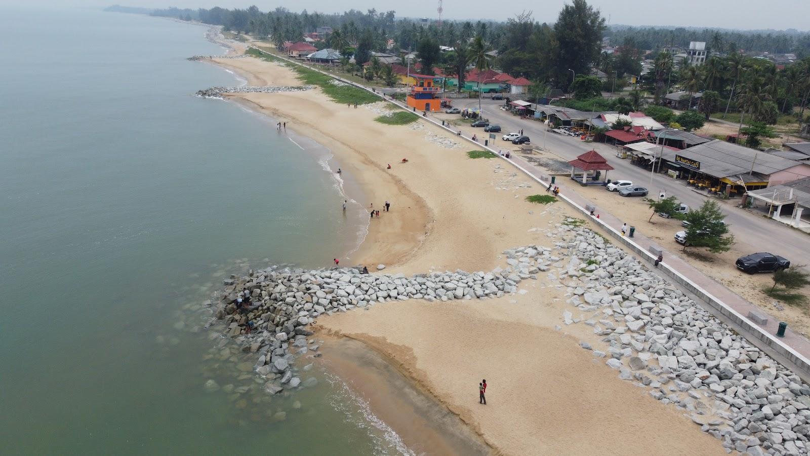 Sandee Pantai Cahaya Bulan