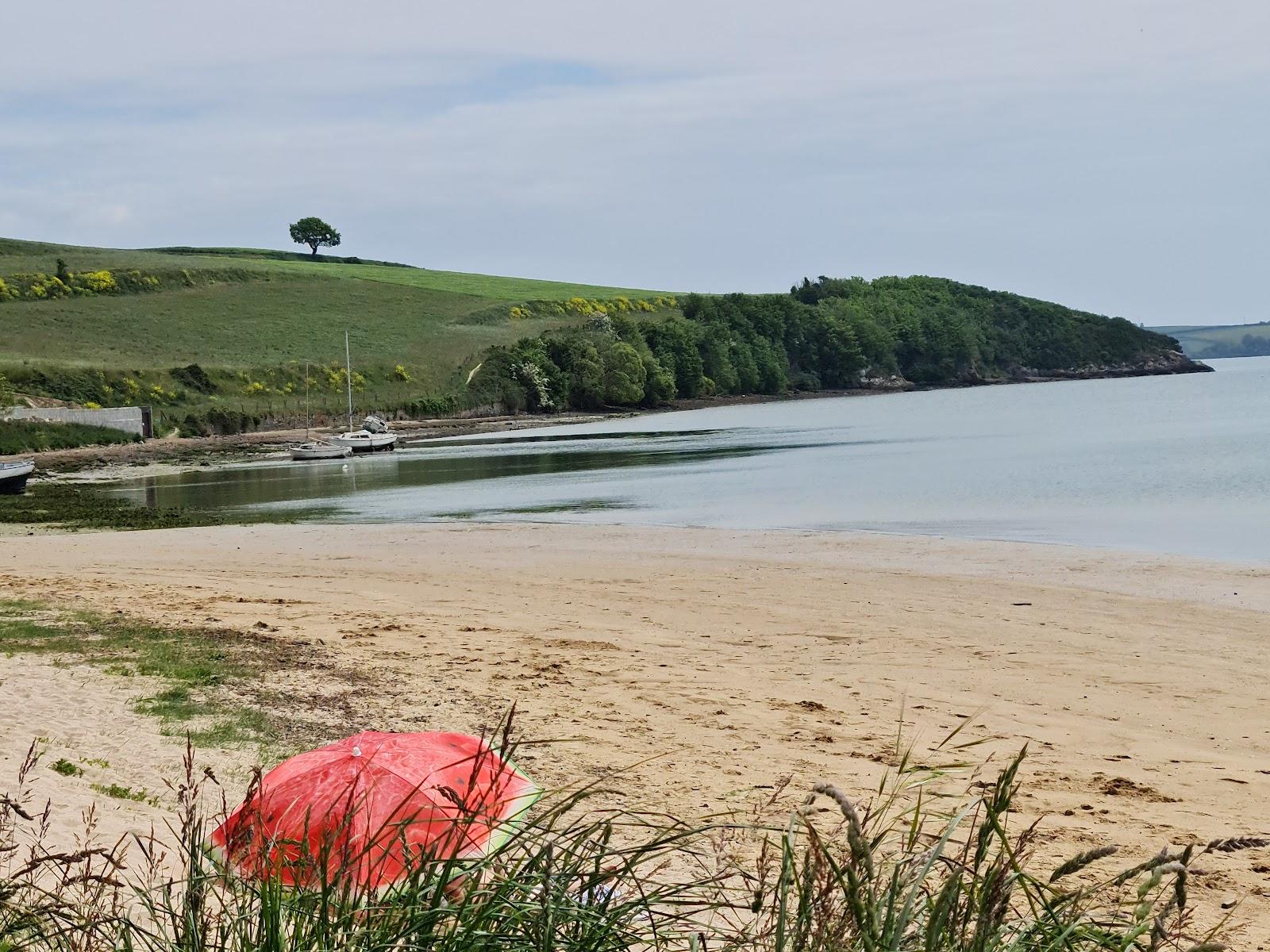 Sandee Plage Du Vallion Photo