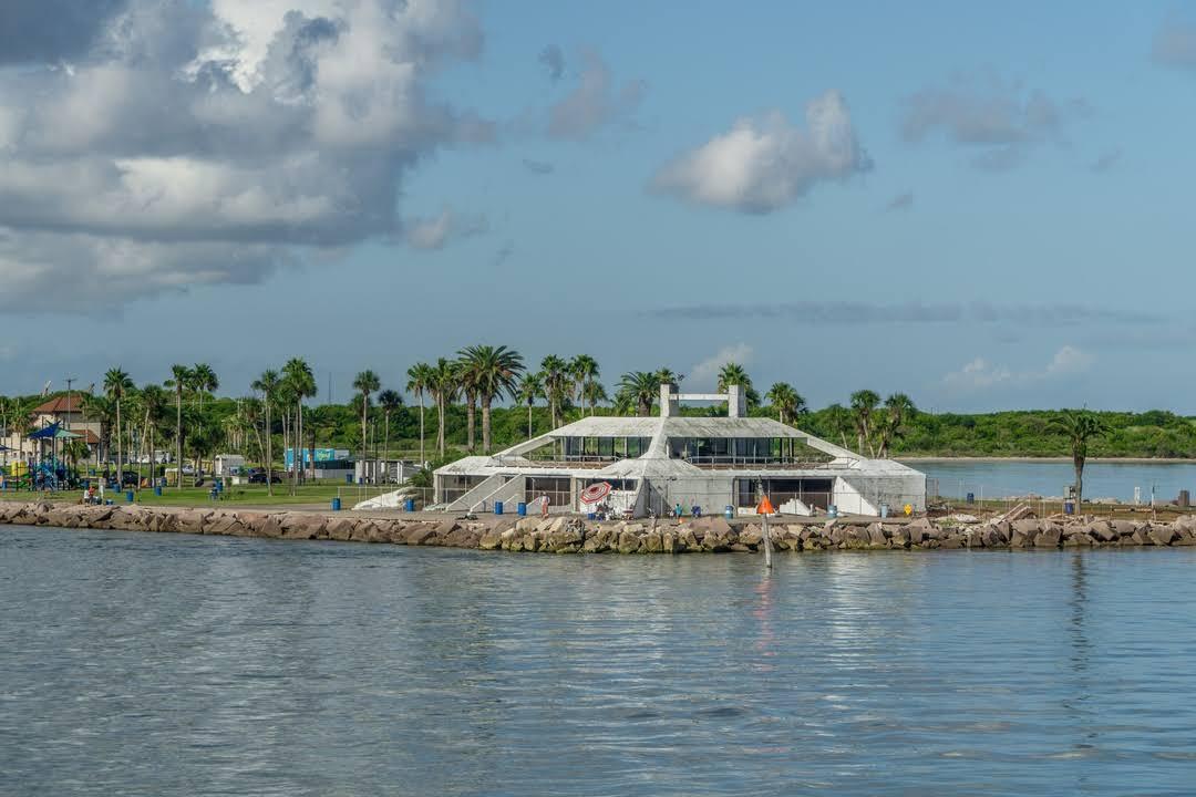 Sandee - Pelican Island