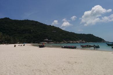 Sandee Ao Hin Lor