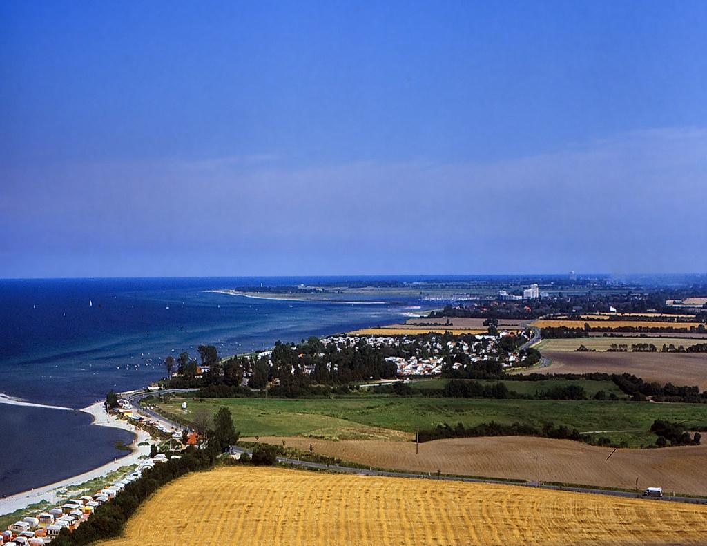 Sandee - Hundestrand Beach