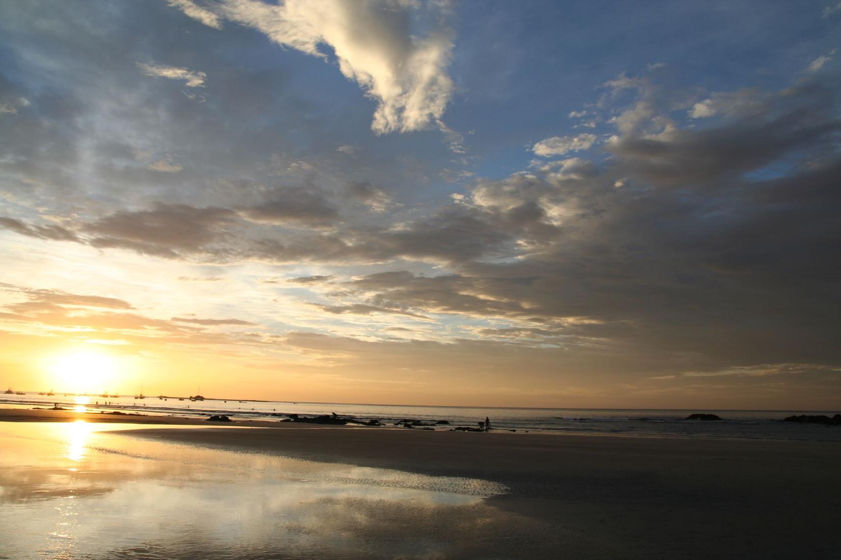 Sandee - Tamarindo Beach