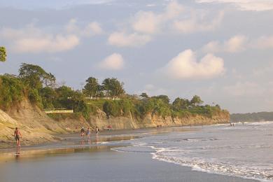 Sandee Playa De Ladrilleros