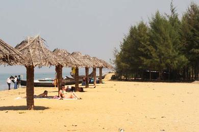 Sandee Cherai Beach