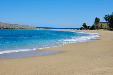 Sandee Montones Beach