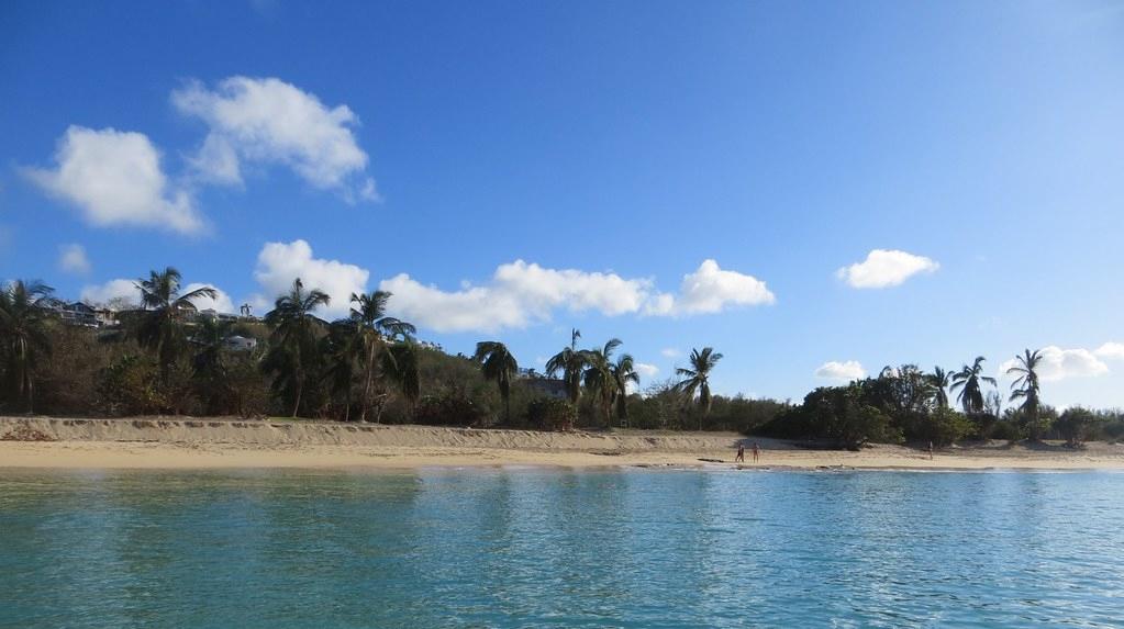 Sandee Happy Bay Beach