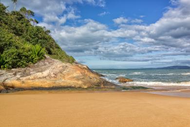 Sandee - Estaleiro Beach