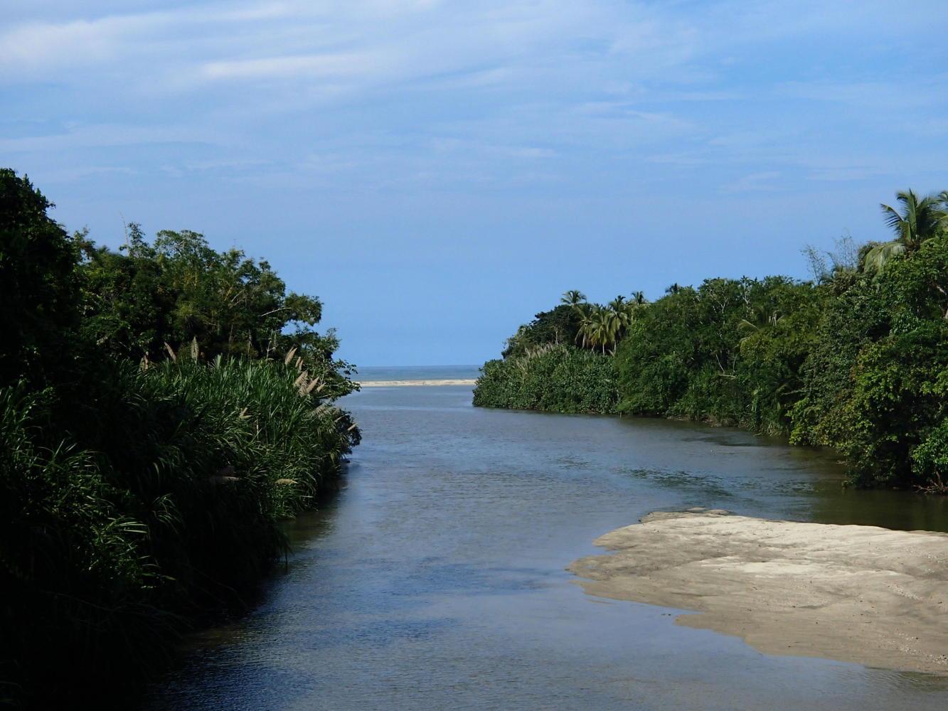 Sandee - Mendihuaca