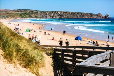 Sandee - Anzacs Beach