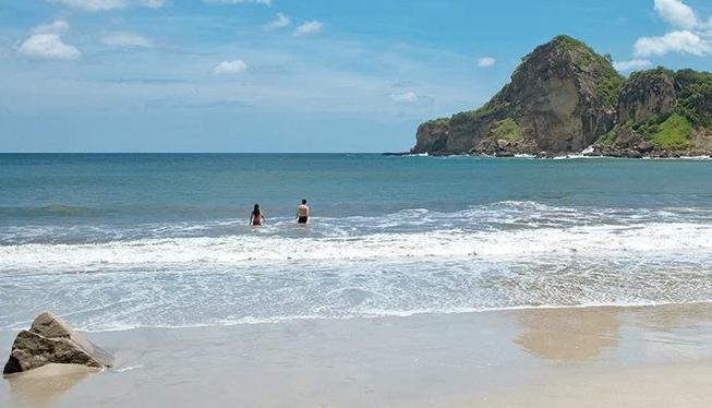 Sandee - Playa La Redonda