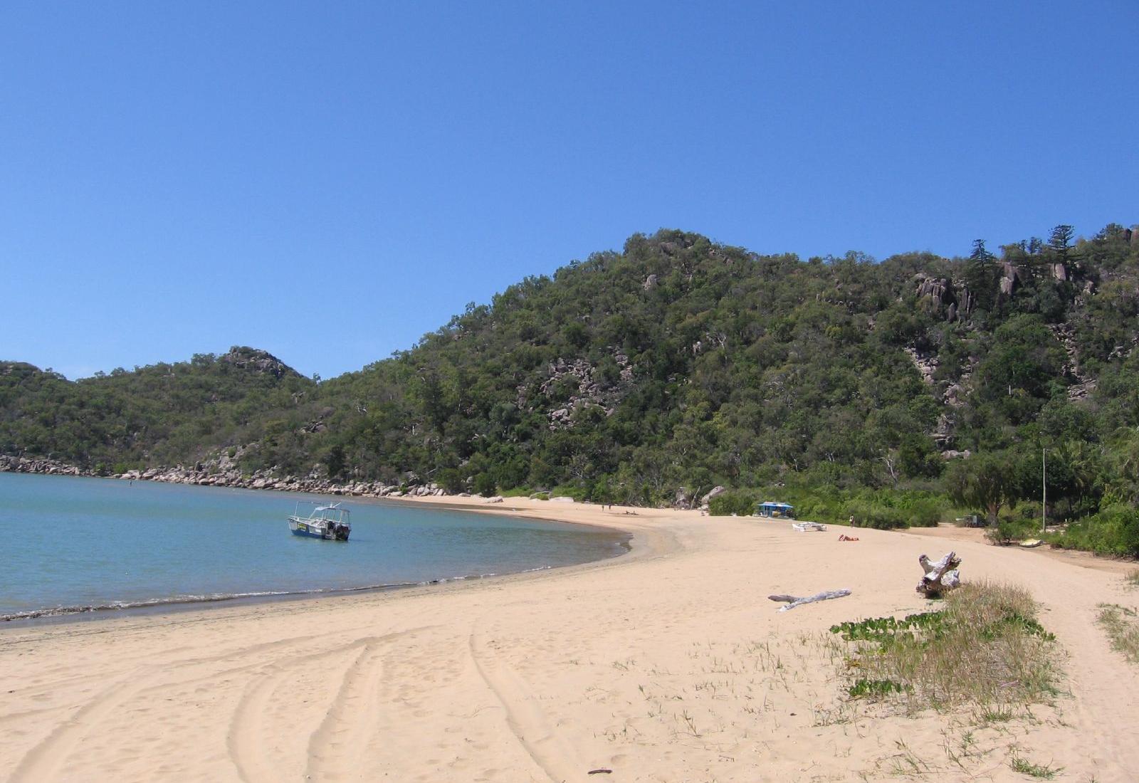 Sandee - Horseshoe Bay Beach