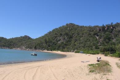 Sandee - Horseshoe Bay Beach