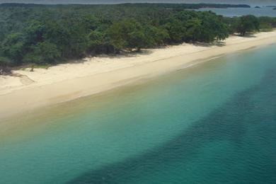 Sandee Island Viveros