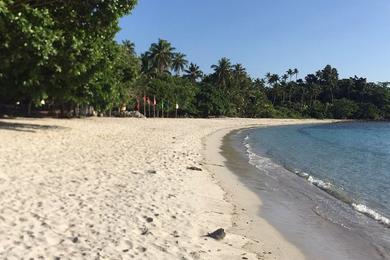 Sandee Magloyuan Beach