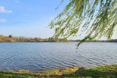 Sandee - Westborough Town Beach