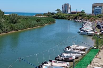 Sandee Settebello Beach