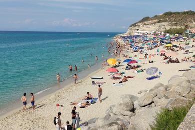 Sandee - Spiaggia Della Rotonda