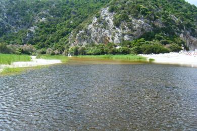 Sandee - Spiaggia Di Cala Luna