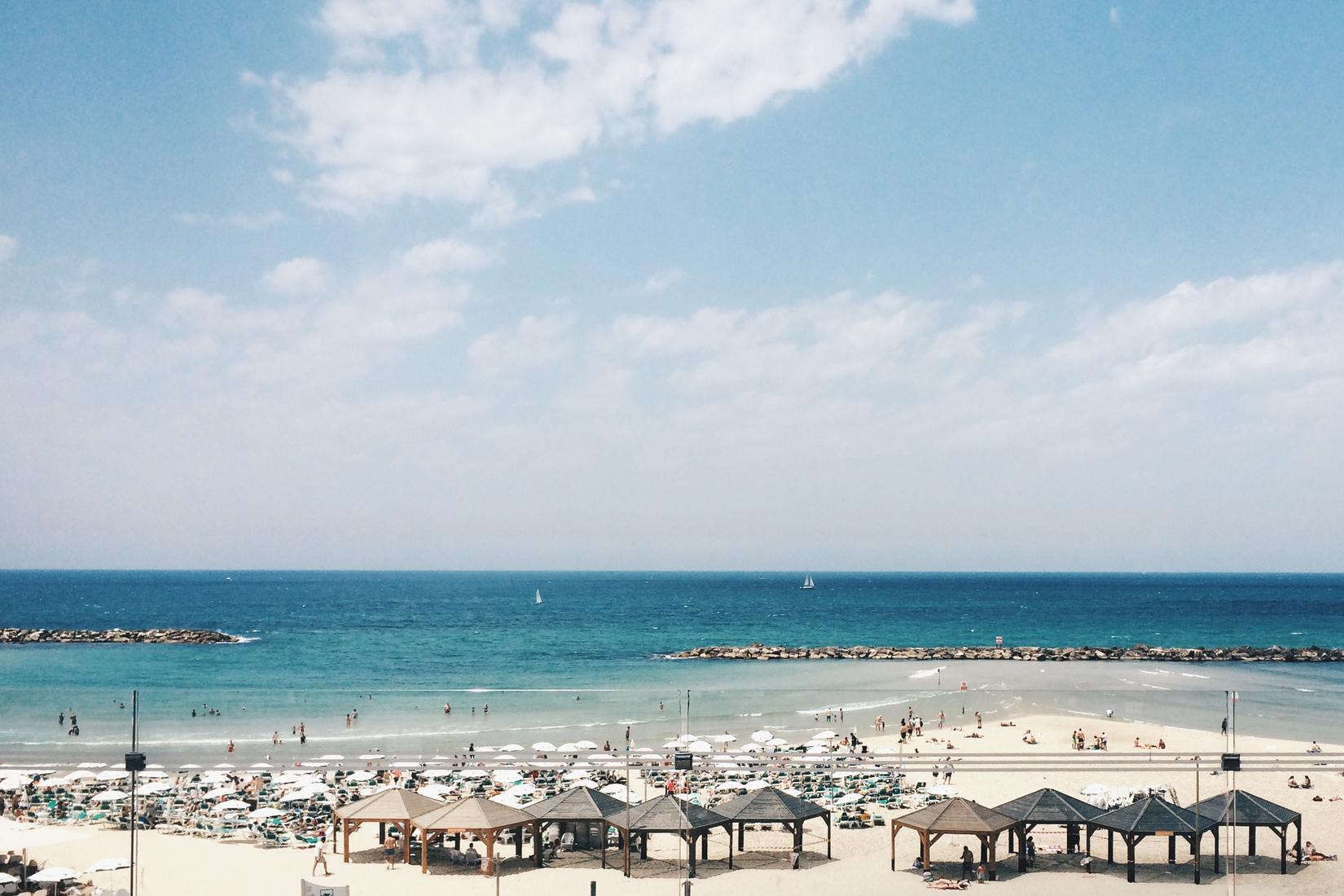 Sandee - Hilton Beach Tel-Aviv