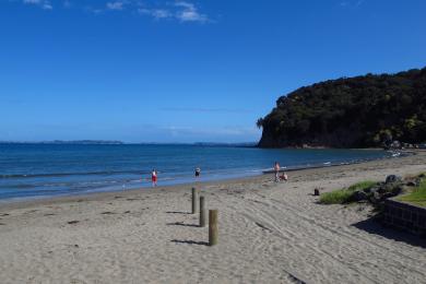 Sandee - Waiwera Beach
