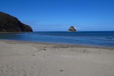 Sandee - Waiwera Beach