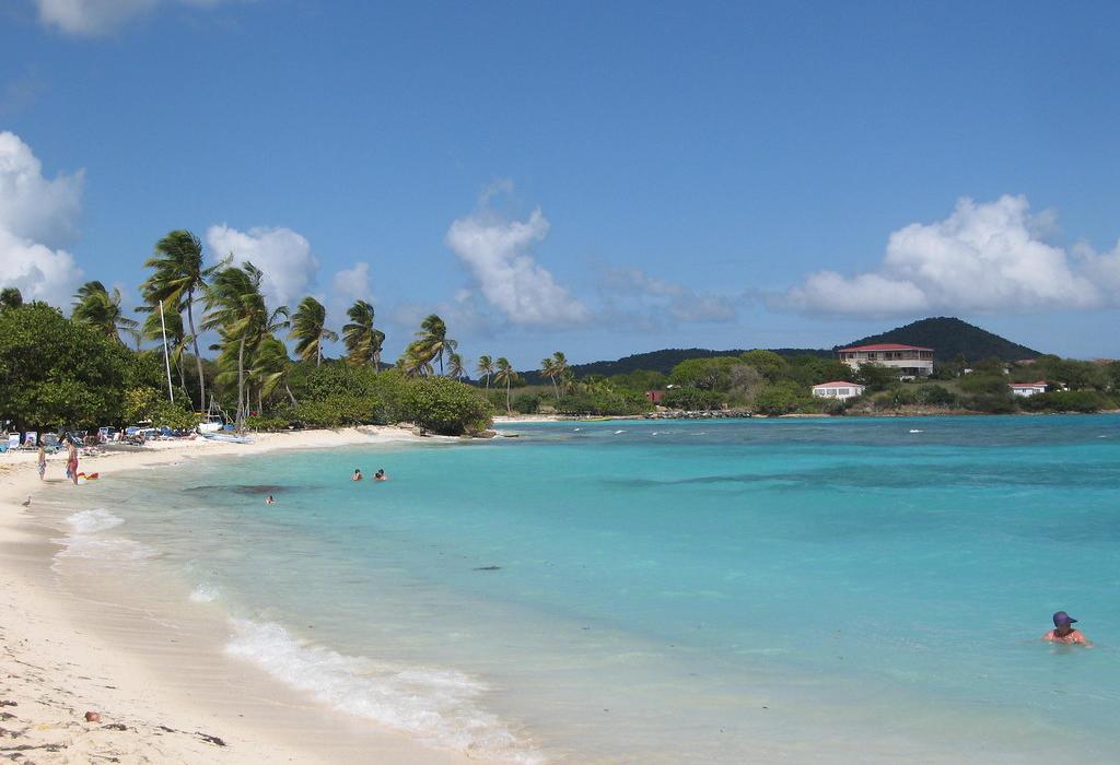 Sandee Sapphire Beach