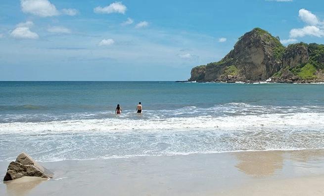 Sandee - Playa La Redonda