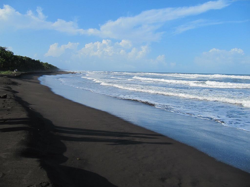 Sandee - Playa Tortuguero