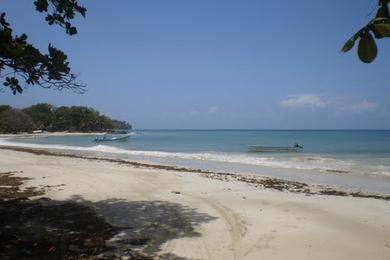 Sandee - Paraiso Beach