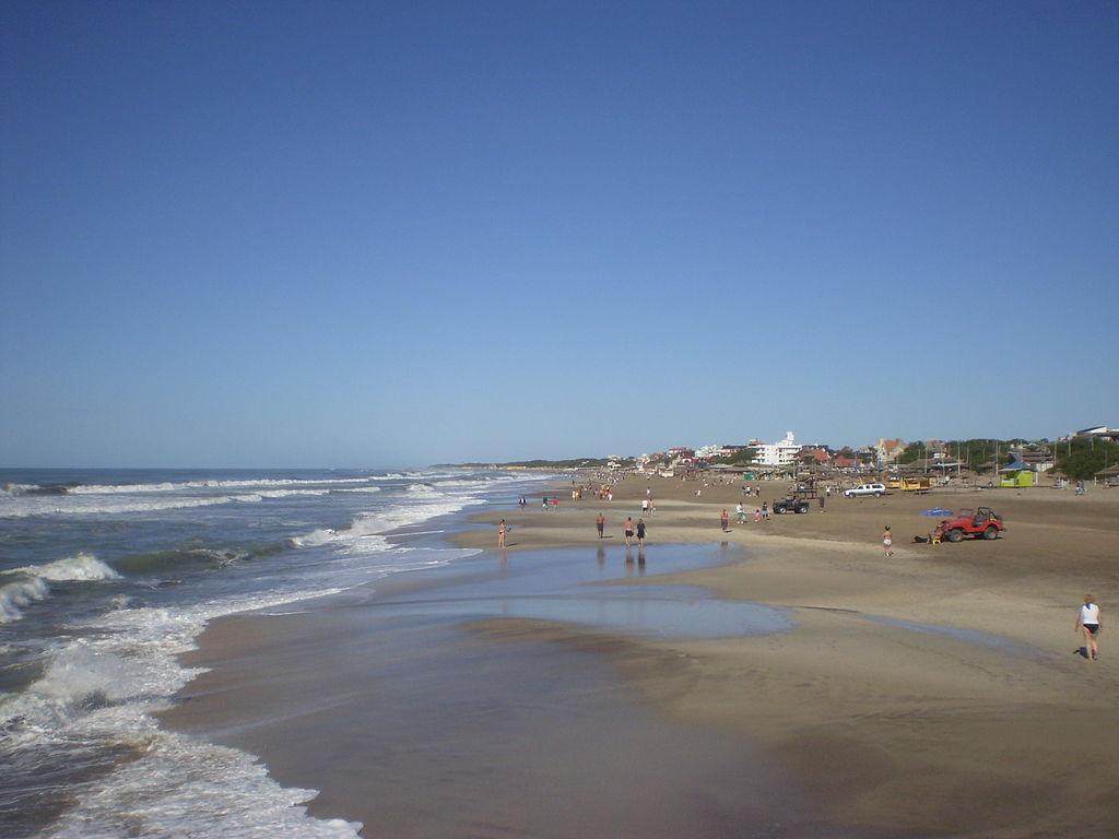 Sandee - Pinamar Beach