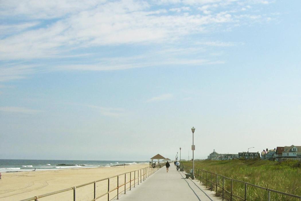 Sandee Spring Lake Beach