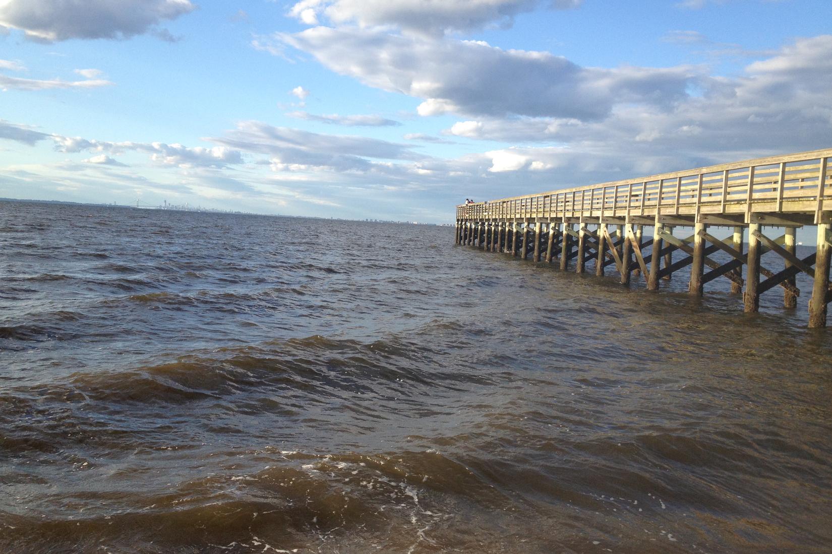 Sandee - Bayshore Waterfront Park Beach