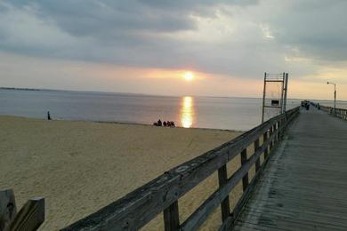 Sandee Keyport Pier Beach