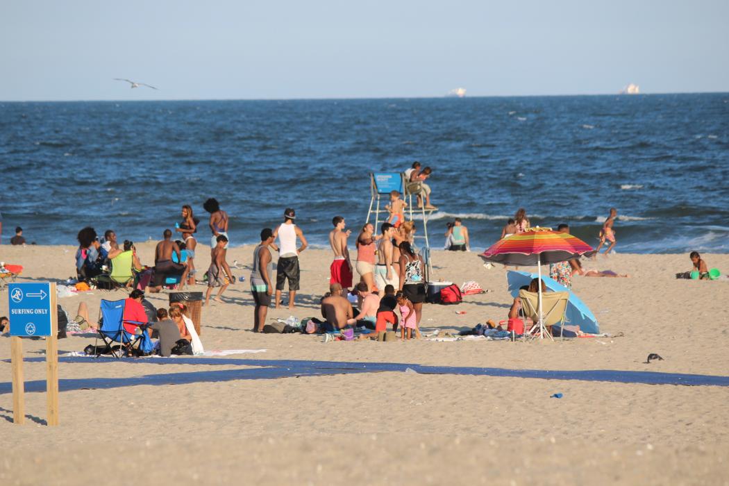 Sandee Point Pleasant River Avenue Beach
