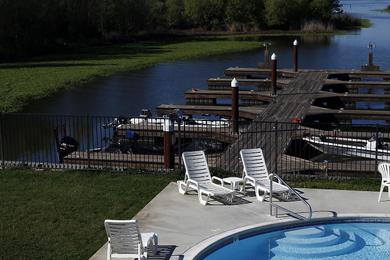 Sandee Konocti Vista Resort