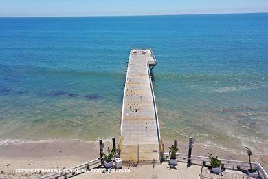 Sandee - Paradise Cove Beach