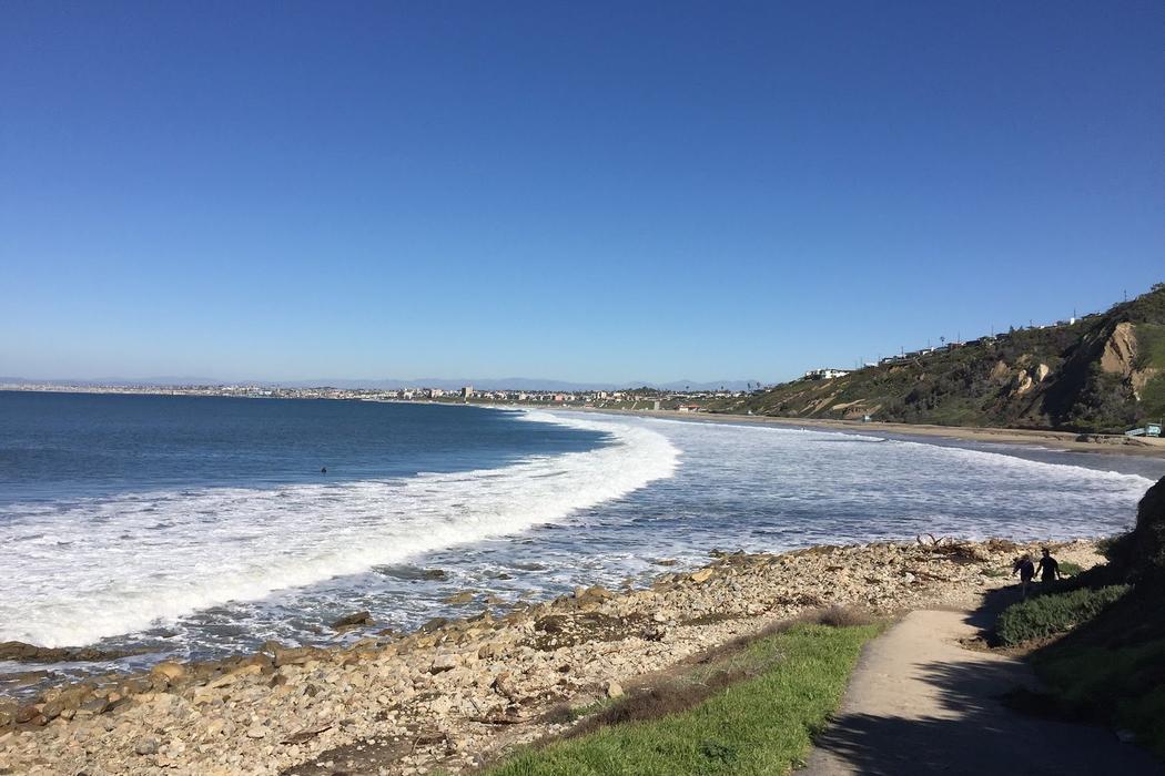 Sandee Malaga Cove Beach