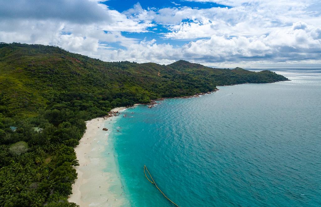 Sandee Beau Vallon Beach Photo