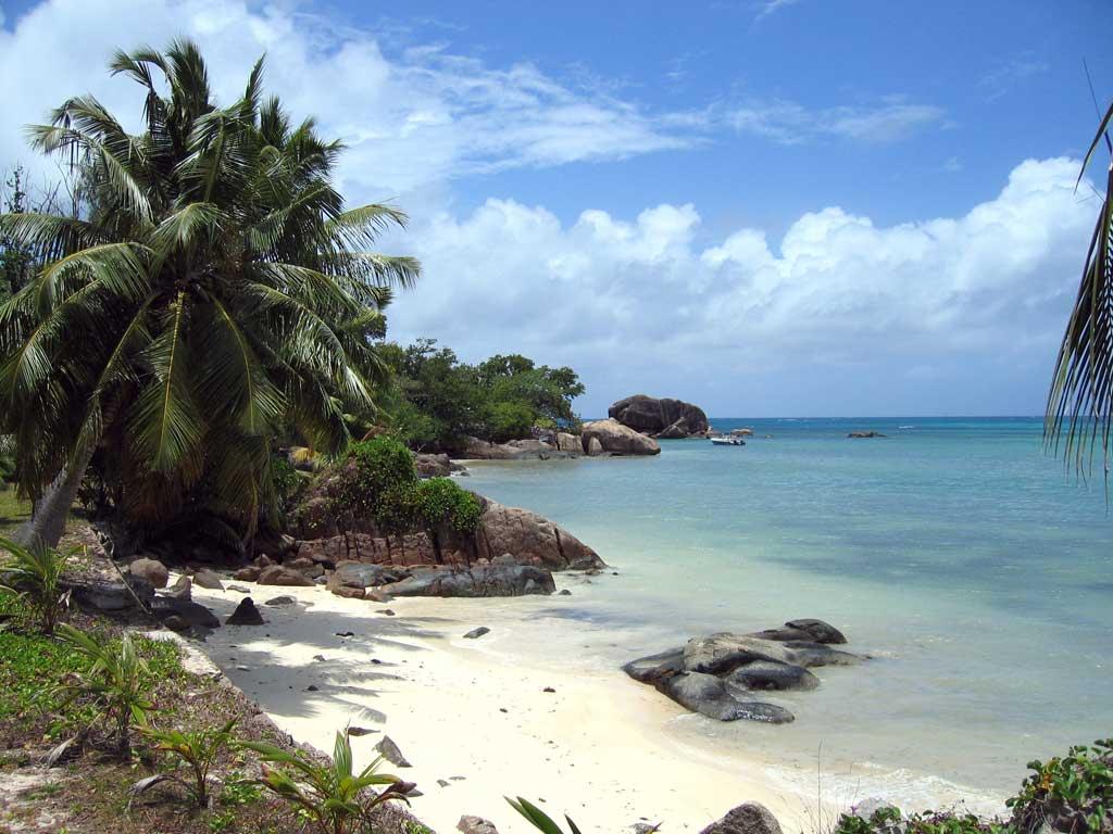 Sandee - Anse Bateau