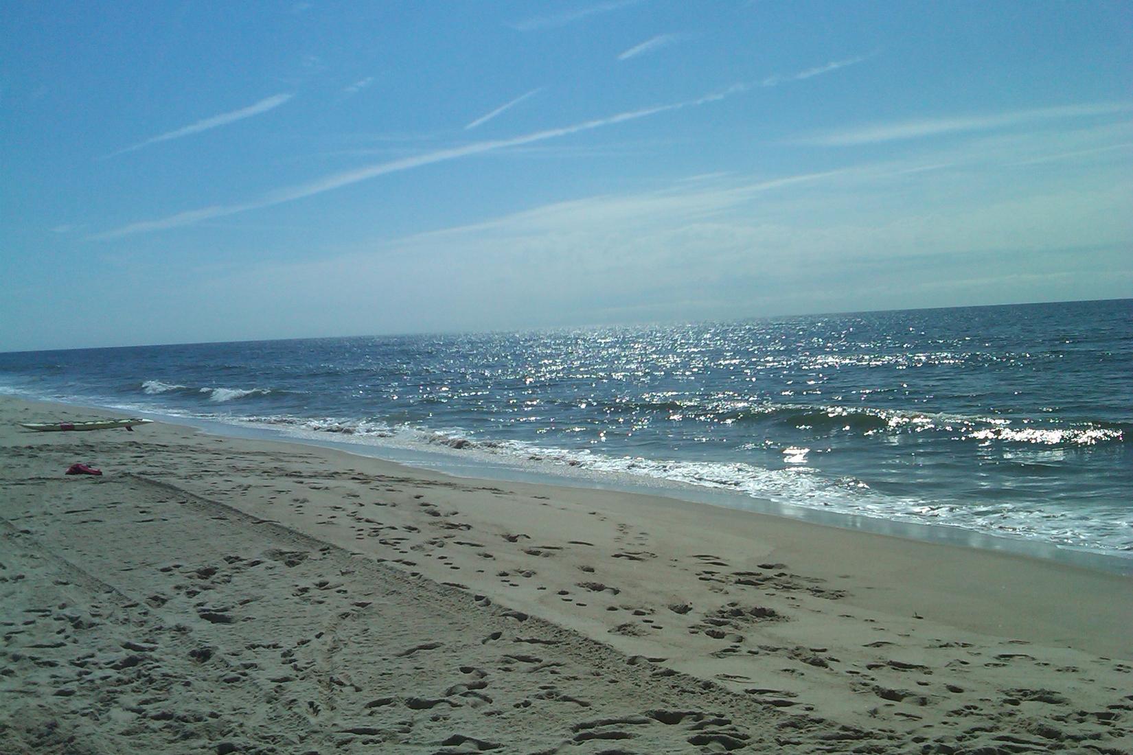 Sandee - Genessee Boulevard Beach For Residents Only