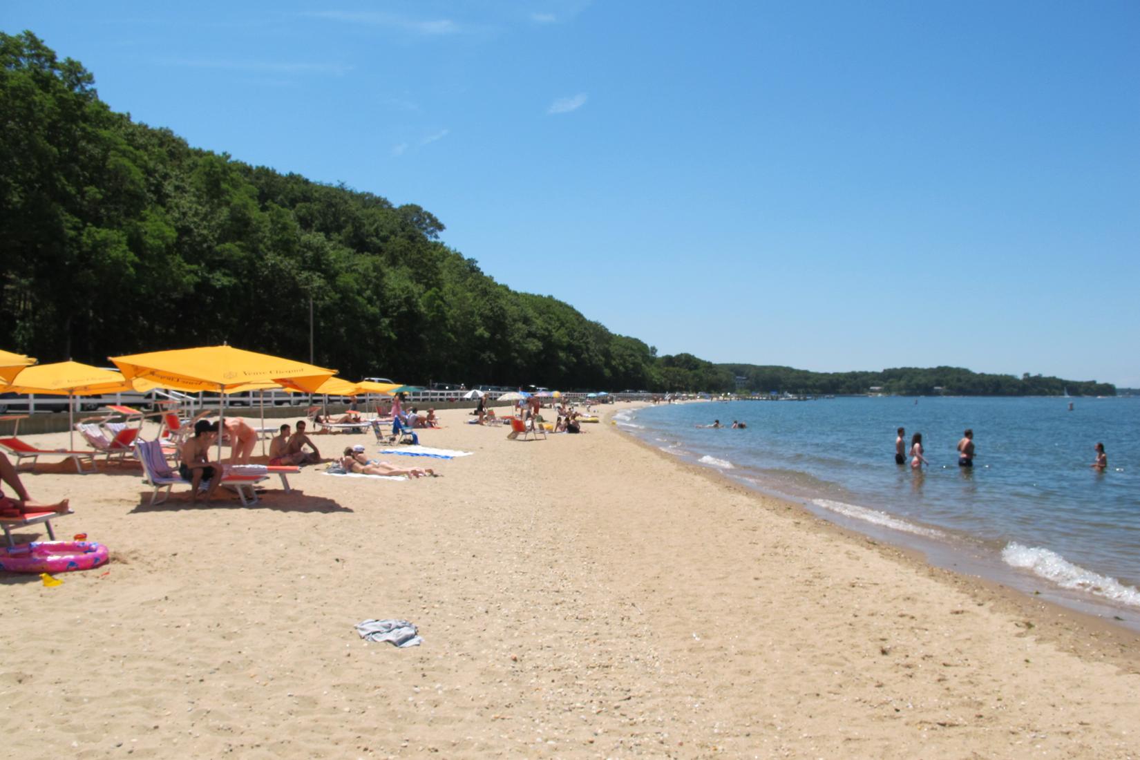 Sandee - Crescent Beach Shelter Island