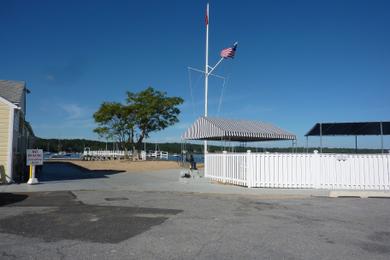 Sandee Cold Spring Harbor Beach Club