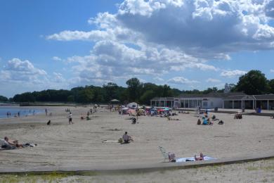 Sandee Glen Island Park